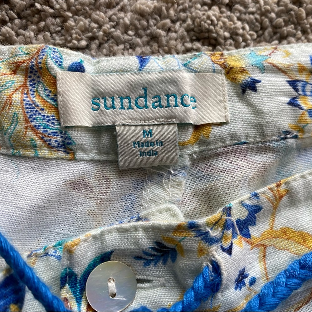 Sundance Kalini Linen Blend Shorts
Japanese Garden Blue Floral Print - Picture 2 of 9